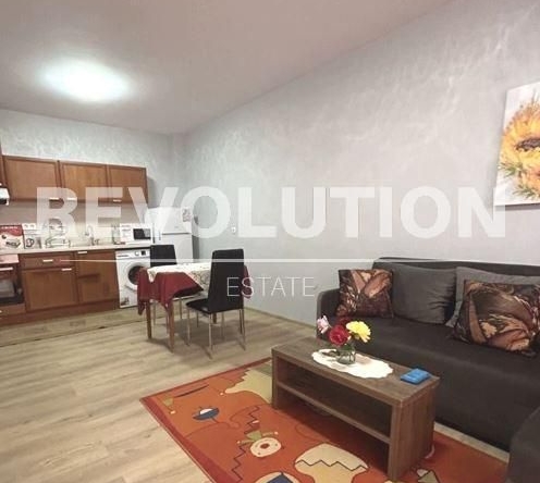 Дава се под наем Двустаен апартамент в Варна, Виница - 60 кв.м за 448.8 € - Снимка #1