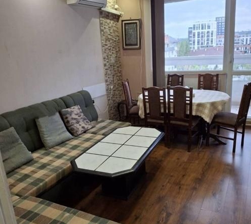 Дава се под наем Двустаен апартамент в София, Красно село - 60 кв.м за 549 € - Снимка #1