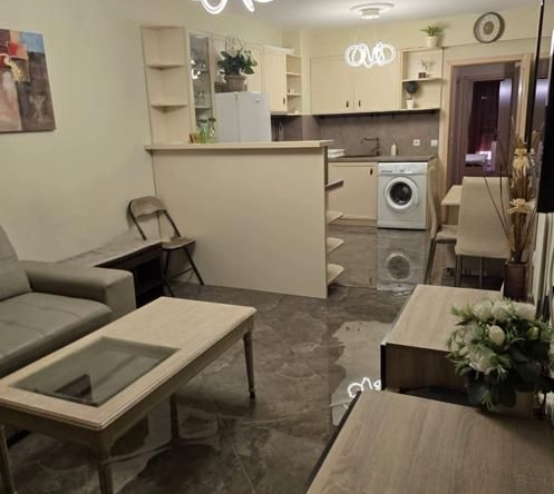 Дава се под наем Двустаен апартамент в Пловдив, Мараша - 70 кв.м за 400 € - Снимка #1