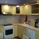 Дава се под наем Тристаен апартамент в Бургас, Център - 94 кв.м за 127.5 € - Снимка #1