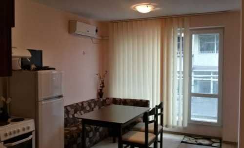 Дава се под наем Двустаен апартамент в Бургас, Център - 60 кв.м за 250 € - Снимка #1