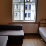 Дава се под наем Едностаен апартамент в София, Център - 30 кв.м за 298.86 € - Снимка #1