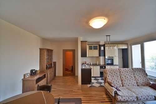 Двустаен апартамент в София, Княжево - 77 кв.м за 1949 €/кв.м - Снимка #1