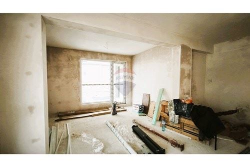 Тристаен апартамент в Варна, Виница - 105 кв.м за 729 €/кв.м - Снимка #1