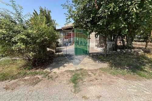 Къща в Шумен, Мътница - 100 кв.м за 561 €/кв.м - Снимка #1