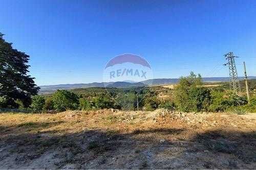 Парцел в Шумен, Пазара - 1202 кв.м за 34 €/кв.м - Снимка #1