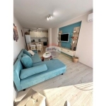 Дава се под наем Тристаен апартамент в Варна, Погреби - 90 кв.м за 612 € - Снимка #1