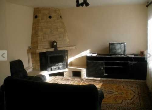 Дава се под наем Къща в София, Зона Б-18 - 90 кв.м за 598.23 € - Снимка #1