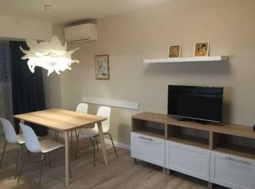 Дава се под наем Двустаен апартамент в Бургас, Лазур - 55 кв.м за 400 € - Снимка #1