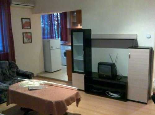 Дава се под наем Тристаен апартамент в Пловдив, Мараша - 87 кв.м за 316.2 € - Снимка #1