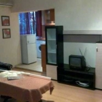 Дава се под наем Тристаен апартамент в Пловдив, Мараша - 87 кв.м за 316.2 € - Снимка #1