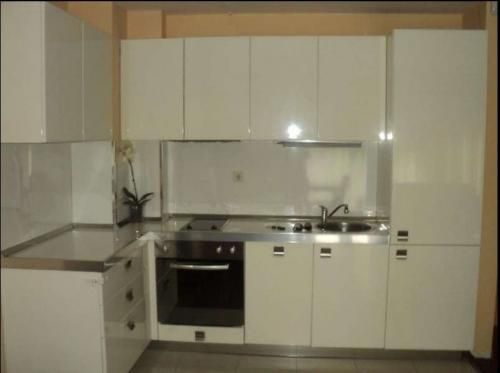 Дава се под наем Тристаен апартамент в София, Витоша - 120 кв.м за 850 € - Снимка #1