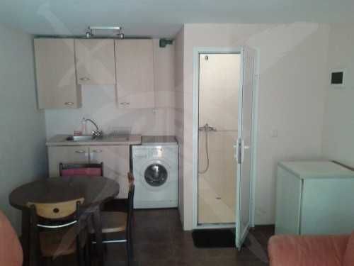 Дава се под наем Едностаен апартамент в Варна, Левски - 23 кв.м за 225 € - Снимка #1