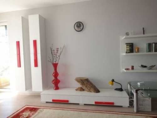 Дава се под наем Тристаен апартамент в София, Зона Б-5 - 150 кв.м за 380 € - Снимка #1