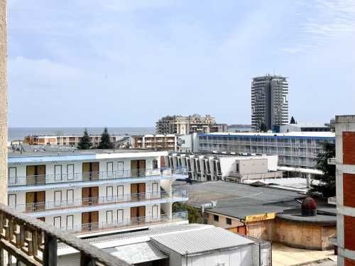 Двустаен апартамент в к.к. Слънчев бряг - 83 кв.м за 1181 €/кв.м - Снимка #1