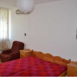 Дава се под наем Двустаен апартамент в Бургас, Изгрев - 90 кв.м за 459 € - Снимка #1