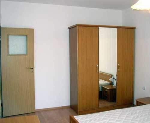 Дава се под наем Тристаен апартамент в Бургас, Лазур - 104 кв.м за 178.5 € - Снимка #1