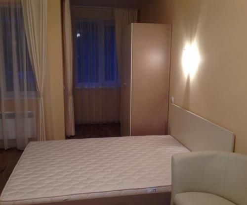 Дава се под наем Едностаен апартамент в София, Студентски град - 40 кв.м за 465 € - Снимка #1