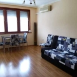 Дава се под наем Двустаен апартамент в Бургас, Лазур - 52 кв.м за 400 € - Снимка #1