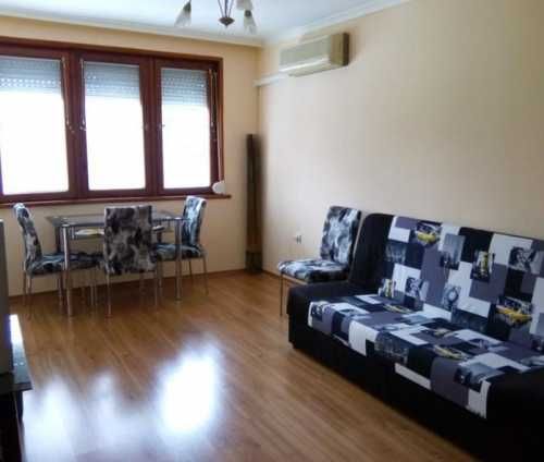 Дава се под наем Двустаен апартамент в Бургас, Лазур - 52 кв.м за 400 € - Снимка #1