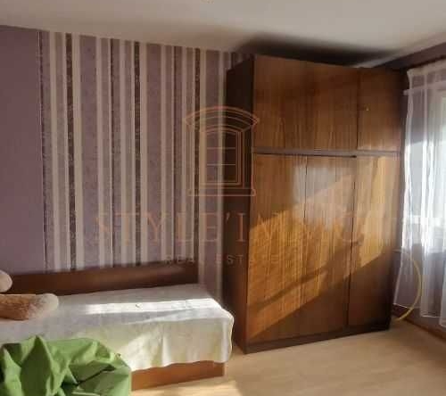 Тристаен апартамент в Разград, Център - 62 кв.м за 1226 €/кв.м - Снимка #1