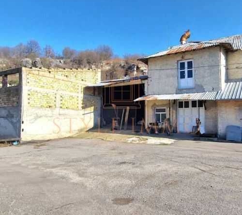 Промишлена сграда в Разград, Промишлена зона - Изток - 4662 кв.м за 93 €/кв.м - Снимка #1