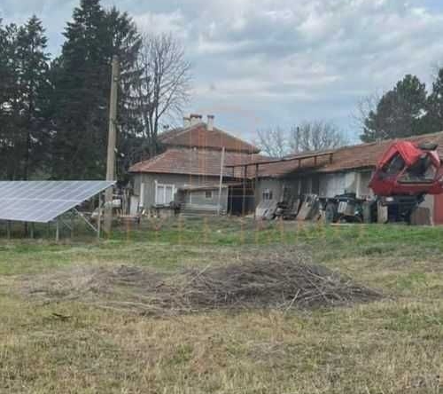 Парцел в Разград, Промишлена зона - Запад - 180 кв.м за 708 €/кв.м - Снимка #1