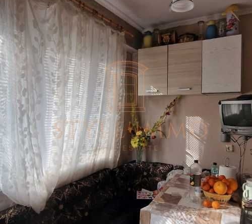Двустаен апартамент в Разград, Орел - 64 кв.м за 877 €/кв.м - Снимка #1
