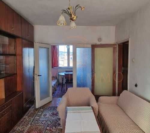 Тристаен апартамент в Разград, Център - 80 кв.м за 957 €/кв.м - Снимка #1