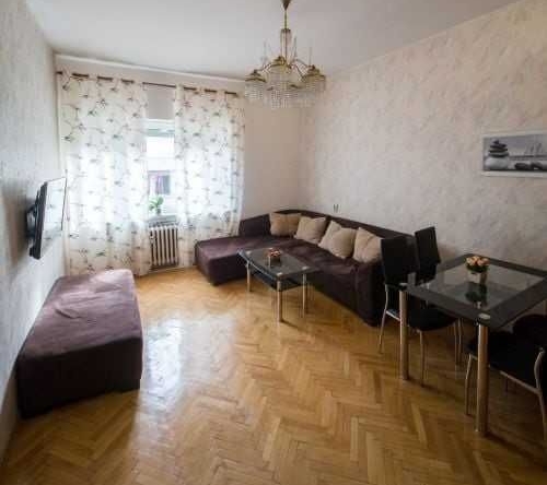 Дава се под наем Двустаен апартамент в София, Център - 56 кв.м за 714 € - Снимка #1