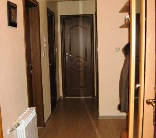 Дава се под наем Тристаен апартамент в Бургас, Възраждане - 120 кв.м за 550 € - Снимка #1