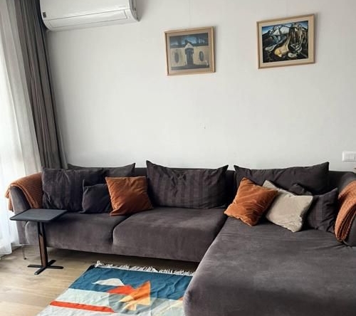 Дава се под наем Тристаен апартамент в София, Лозенец - 124 кв.м за 1500 € - Снимка #1