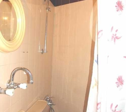 Дава се под наем Едностаен апартамент в София, Център - 49 кв.м за 325 € - Снимка #1