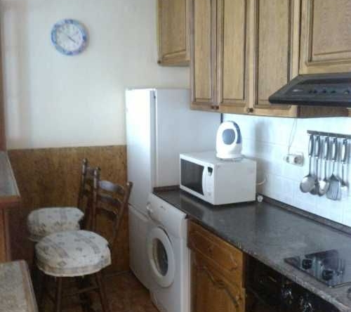 Дава се под наем Двустаен апартамент в София, Център - 65 кв.м за 323.85 € - Снимка #1