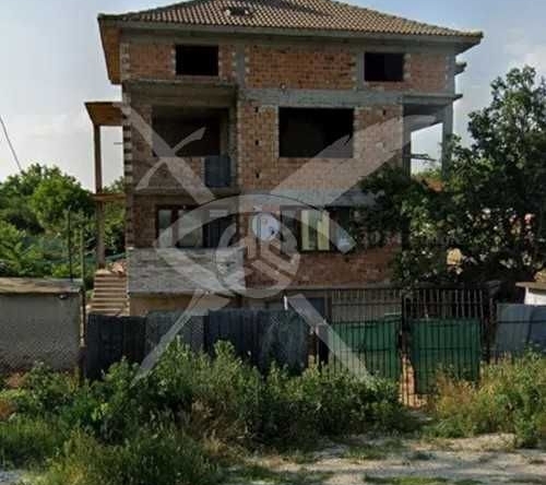 Къща в с. Скутаре, Област Пловдив - 276 кв.м за 906 €/кв.м - Снимка #1