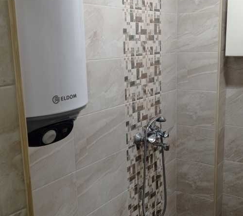 Дава се под наем Тристаен апартамент в Шумен, Добруджански - 90 кв.м за 306 € - Снимка #1