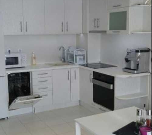 Дава се под наем Двустаен апартамент в София, Полигона - 65 кв.м за 398.82 € - Снимка #1