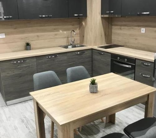 Дава се под наем Двустаен апартамент в Пловдив, Кършияка - 80 кв.м за 500 € - Снимка #1