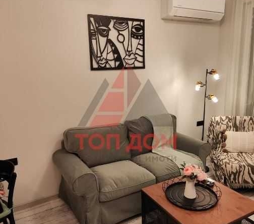 Дава се под наем Двустаен апартамент в Варна, ЖП Гара - 60 кв.м за 900 € - Снимка #1