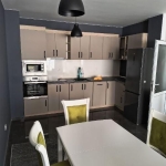 Дава се под наем Тристаен апартамент в Варна, Виница - 109 кв.м за 800 € - Снимка #1