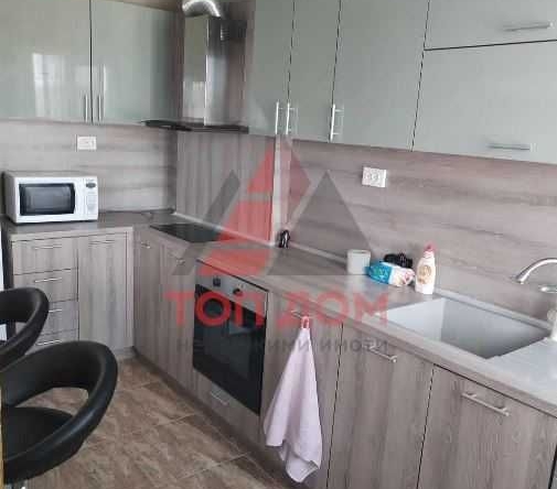 Дава се под наем Четиристаен апартамент в Варна, Аспарухово - 100 кв.м за 561 € - Снимка #1