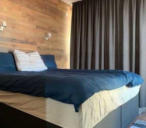 Дава се под наем Тристаен апартамент в София, Полигона - 85 кв.м за 714 € - Снимка #1