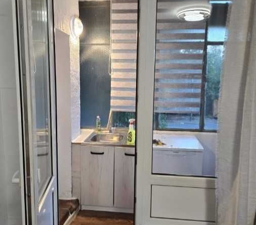 Дава се под наем Двустаен апартамент в София, Център - 50 кв.м за 409 € - Снимка #1