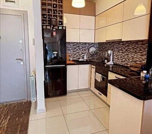 Дава се под наем Двустаен апартамент в Бургас, Лазур - 63 кв.м за 229.5 € - Снимка #1