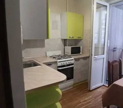 Дава се под наем Двустаен апартамент в София, Зона Б-18 - 57 кв.м за 561 € - Снимка #1