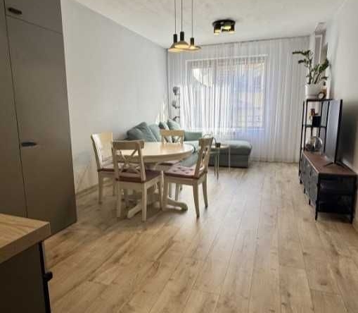 Дава се под наем Двустаен апартамент в София, Център - 65 кв.м за 620 € - Снимка #1