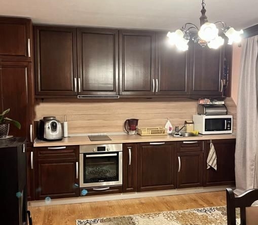 Дава се под наем Етаж от къща в София, Враждебна - 80 кв.м за 450 € - Снимка #1