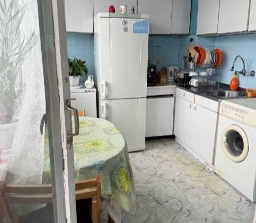 Двустаен апартамент в София, Изток - 68 кв.м за 2427 €/кв.м - Снимка #1