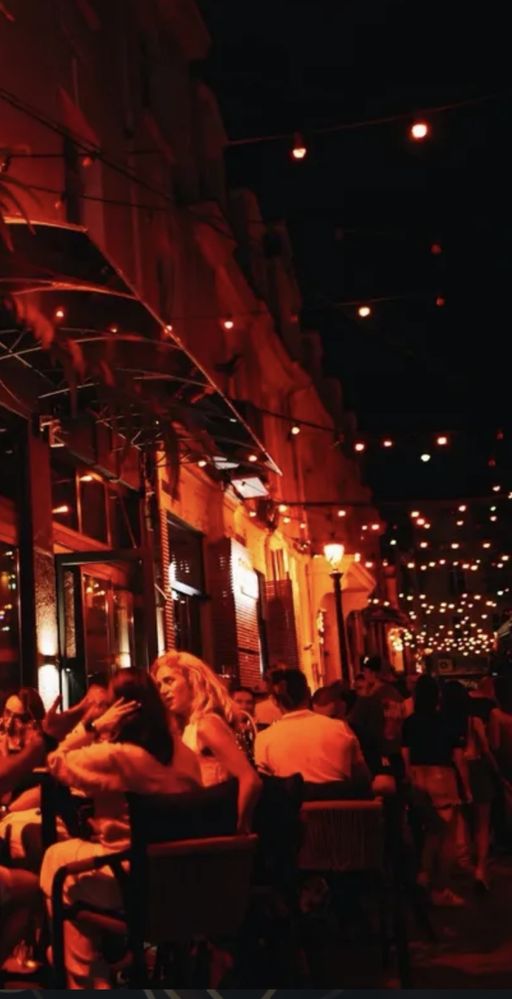 Заведение в Пловдив, Център - 330 кв.м за 277 €/кв.м - Снимка #1