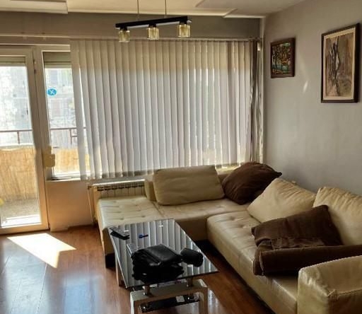 Дава се под наем Двустаен апартамент в София, Зона Б-19 - 75 кв.м за 549 € - Снимка #1